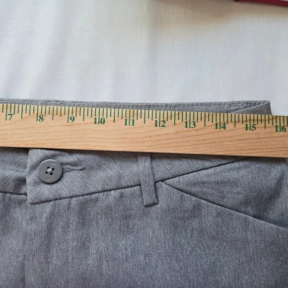 Lee Women's Gray Wrinkle Free Straight Leg Dress Pants Size 8 M Office‎ Travel - Picture 6 of 9